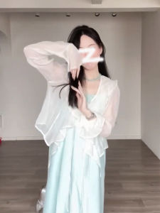 ฤดูร้อน ใหม่ ผู้หญิง เสื้อผ้าป้องกันแสงแดด Shanzhai ความยาวสั้นพร้อม ชายเสื้อ ลูกไม้ ปกปิดแบบบาง คาร์ดิเกน แจ๊กเก็ตใน ผ้าชีฟอง