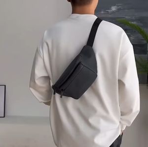 กระเป๋าสะพาย คาดเอว คาดอก กันน้ำ กระเป๋าพ่อค้าแม่ค้า ไซส์เล็ก พกพาสะดวก สไตล์วันเดือน