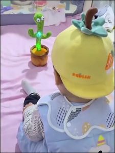 Cây xương rồng nhảy múa nhại tiếng vui nhộn - Đồ chơi trẻ em dùng sạc USB (Tặng sạc Tặng lật đật)