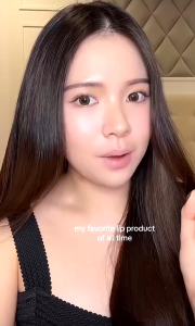 **Hourglass Phantom Volumizing Glossy Lip Balm 1.7g - Lasting & Moisturising**