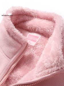 TUCANO Thickened Coral Fleece Jacket Outdoor Windproof Warm Couples Fleece Lined Jacket for Hiking Camping Mountain Climbing