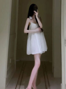 French Style Pure White Moonlight Dress Beautiful Unique Strap Mesh Short Skirt Loose Sensation Gentle Summer Fashion Womens Dress