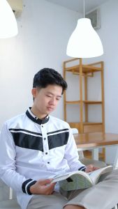Baju Koko Pria Dewasa Lengan Panjang Elrumi Bahan Katun Premium Motif Panah Terlaris