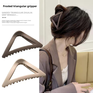 Charming Amoy Original Design Rough Texture Hair Claw Large Shark Clip Hair Accessories for Women Fashionable Hairpin