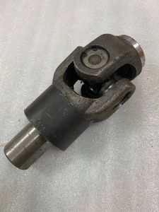 Đôi số 7 tạ gắn vào đuôi hộp số 7 tạ  5 tiến 1 lùi làm trục các đăng cho xe 3 bánh4 bánh.