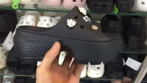 CrocsFanClub - PB311- Dép lê cross Lê Stomp đế cao 6cm cho nữ siêu nhẹ dép đi biển đủ màu fullbox