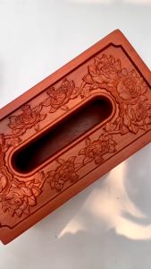 Hộp giấy ăn gỗ Hương Hoa hồng dây leo loại to hàng đẹp - Mẫu mới - HAHANCO