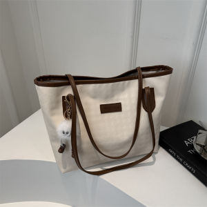 Trendy Commuter Womens Large Capacity Shoulder Bag Simple Versatile Tote Bag for Office Use Handbag Fashionable Spring 2024