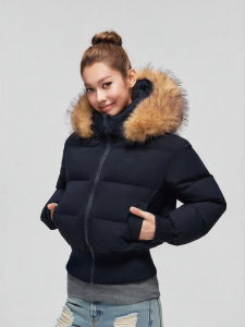 A chock | Detachable Collar Short Style Down Jacket