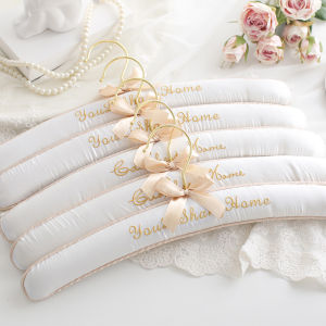 ตู้เสื้อผ้าแบบมีโครง ผ้าคลุมกันลื่น สีสันสดใส สำหรับใช้ในบ้าน ร้านขายเสื้อผ้า ไม่มีรอยบุหรี่ สีสันสดใส อเนกประสงค์