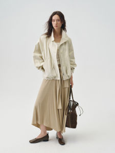 epoque de rueen | Slim Cotton and Poly Blend Chimney Collar Womens Trench Coat for Autumn