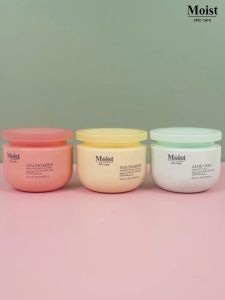 Moist Skin Care Body Scrub: Niacinamide & Aloe Vera Exfoliating Scrub