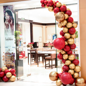 Birthday Party Decoration Red Pomegranate Balloons Arch Gate Wedding Engagement Chain Streamer Festive Celebration Supplies