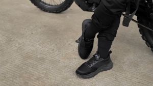 ANOMALY FULL BLACK |ManNeedMe x Reyl| Sepatu Sneakers Pria Casual Shoes