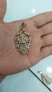 perhiasan liontin replika berlian  tempahan tukang 100% mirip asli