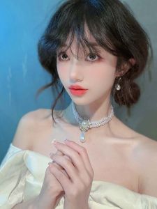 French Luxury Vintage Baroque Pearl Earrings Necklace Set Womens High-End Diamond Pendant Clavicle Chain Bridal Jewelry