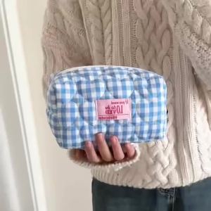 Fashion Love Heart Lightweight Makeup Bag Cute Girl Travel Portable High Capaci Toilet Bag Handbag Womens Gifts Pencil Case