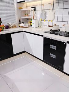 Kitchen matdiatomaceous material Plain and simple styleSize 40*60cm and 40*120cm.Environmentally friendly healthy and odorless. Resistant to oil stains highly absorbent easy to clean.kitchen rugnon slip mat