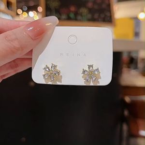 【Bestella✨COD】Anting Mini Modis Sederhana Anting-anting Rasa Premium Bunga yang Indah