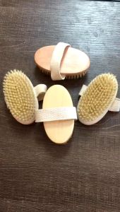 Bathing Brush Dry Skin Body Soft Natural Bristle SPA Brush Without Handle Wooden Bath Shower Brush SPA Exfoliating Body Brush Beauty of Body Personal Care Dry Body Brush Cellulite Body Brush Body Exfoliating Brush Custom Logo Wooden Handel
