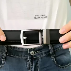 เข็มขัดหนังแท้ เข็มขัดผู้ชาย Fashion Leather Automatic Buckle Men Belt with Zinc Alloy Buckle for Men เข็มขัด