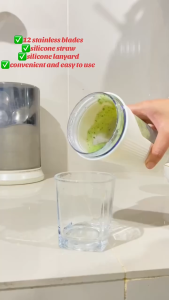 Goldstar Portable Juicer Blender Rechargeable 340ML Electric Mini Fruit Blender