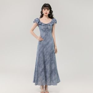 ชุดเดรสยาวคอตั้งปักลายสไตล์ฝรั่งเศส ชุดเดรสยาวทรงเข้ารูปสำหรับผู้หญิง ชุดเดรสฤดูร้อนใหม่ ชุดเดรสยาวปานกลาง