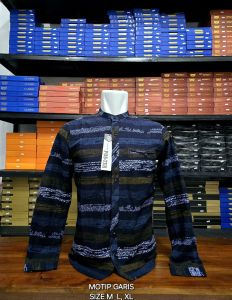 KEMKO KERAH SANGHAI/KEMKO POSTER/KEMKO SLIMFIT/KEMKO VIRAL/KEMKO KERN/KEMEJA KOKO/BAJU ATASAN BAHAN ADEM DAN LEMBUT