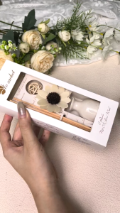 Dried Flowers Reed Diffuser for Christmas/Wedding/Birthday Gift Box Aromatherapy Air Freshener