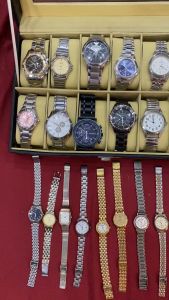 Đồng hồ nam FAL.CON của Q&Q Quartz chun thép size 36mm