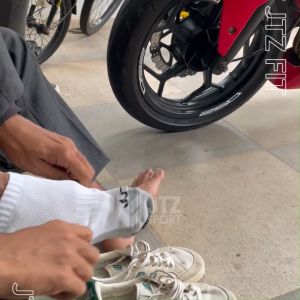 Kaos Kaki JTZ Fit Anti Slip Semata Kaki Olahraga Jogging Bulutangkis dan Tenis
