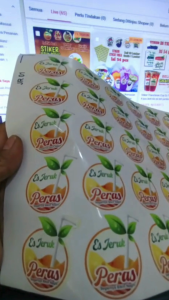 Stiker label cup ES Jeruk Peras  1 lembar isi 54 pcs Ready Stock