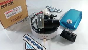 Kunci Kontak Yamaha RX King 3KA-H2501-20 Komplit Siap Pasang Lengkap Dengan Tutup Tangki Kode 3KA\\n\\n Apa Itu Kunci Kontak Yamaha RX King 3KA?\\n\\nKunci kontak Yamaha RX King 3KA adalah aksesori penting yang digunakan untuk menghidupkan dan mematikan motor RX King. Kunci kontak ini dirancang khusus untuk model RX King dan memiliki kode 3KA-H2501-20. Dengan menggunakan kunci kontak komplit siap pasang, Anda dapat dengan mudah mengganti kunci kontak lama Anda tanpa perlu khawatir akan kesulitan dalam proses pemasangan.\\n\\n Bagaimana Cara Menggunakan Kunci Kontak?\\n\\nUntuk menggunakan kunci kontak Yamaha RX King 3KA, cukup masukkan kunci ke dalam lubang kontak motor dan putar ke kanan untuk menghidupkan mesin. Untuk mematikan mesin, putar kunci ke kiri. Pastikan kunci kontak terpasang dengan baik sebelum memulai perjalanan Anda.\\n\\n Kelebihan dan Kekurangan Kunci Kontak 3KA\\n\\nKelebihan:\\n\\n- Kunci kontak komplit siap pasang, sehingga Anda tidak perlu repot-repot mencari komponen tambahan.\\n- Desain yang ergonomis dan mudah digunakan, bahkan bagi pemula.\\n- Kompatibel dengan model RX King, jadi Anda tidak perlu khawatir akan kesesuaian.\\n\\nKekurangan:\\n\\n- Harga yang sedikit lebih mahal dibandingkan dengan kunci kontak biasa.\\n\\n Aksesoris Motor Yamaha yang Cocok untuk RX King\\n\\nSelain kunci kontak, ada beberapa aksesoris motor Yamaha lainnya yang cocok untuk RX King, seperti tutup tangki motor dan suku cadang motor yang sesuai.\\n\\n Tutup Tangki Motor & Aksesoris Lainnya\\n\\nTutup tangki motor adalah aksesori penting yang melindungi tangki bahan bakar dari kerusakan dan meningkatkan penampilan motor. Selain tutup tangki, ada juga beberapa aksesoris lainnya yang dapat meningkatkan kenyamanan dan keamanan berkendara Anda, seperti lampu LED, stiker, dan cover jok.\\n\\n Suku Cadang Motor yang Cocok\\n\\nSuku cadang motor RX King adalah komponen yang digunakan untuk memperbaiki atau mengganti bagian-bagian motor yang rusak. Beberapa suku cadang yang cocok untuk RX King antara lain piston, klep, dan ring piston.\\n\\n Cara Pasang Kunci Kontak Komplit Siap Pasang\\n\\nBerikut adalah langkah-langkah instalasi kunci kontak komplit siap pasang:\\n\\n1. Matikan mesin motor dan cabut kunci kontak lama.\\n2. Buka panel instrumen motor dan lepaskan kabel-kabel yang terhubung ke kunci kontak lama.\\n3. Pasang kunci kontak baru ke dalam lubang kontak motor.\\n4. Hubungkan kembali kabel-kabel yang terputus ke kunci kontak baru.\\n5. Tutup kembali panel instrumen motor dan uji kunci kontak baru dengan memasukkan kunci dan memutar ke kanan untuk menghidupkan mesin.\\n\\n Tips dan Trik untuk Memasang Kunci Kontak\\n\\nBerikut adalah beberapa tips dan trik yang dapat membantu Anda dalam proses pemasangan kunci kontak:\\n\\n- Pastikan kunci kontak baru sesuai dengan model RX King Anda.\\n- Jika Anda merasa kesulitan dalam proses pemasangan, jangan ragu untuk mencari bantuan dari mekanik profesional.\\n- Setelah selesai memasang kunci kontak baru, uji kembali untuk memastikan bahwa kunci kontak bekerja dengan baik.\\n\\nDengan mengikuti langkah-langkah di atas, Anda dapat dengan mudah mengganti kunci kontak lama Anda dengan kunci kontak komplit siap pasang untuk RX King. Pastikan untuk selalu menjaga kebersihan dan kenyamanan motor Anda dengan menggunakan aksesoris dan suku cadang yang sesuai.\n}