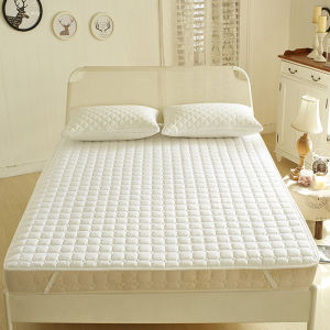Non-slip Soft Thin Mattress Protector 1.8m
