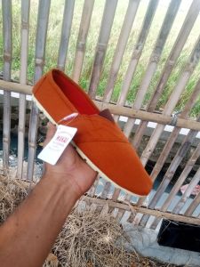 sepatu santai Waka coklat Tan premium pria dan wanita