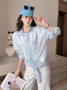 เสื้อเชิ้ตคอปกพับแขนยาวหลวมๆ สไตล์ฤดูร้อนปี 2025 เสื้อเชิ้ตผู้หญิงทรงเข้ารูปสไตล์ยูนิเซ็กซ์