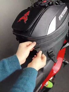 Motocentric กระเป๋ากันน้ำสำหรับรถจักรยานยนต์ กระเป๋าติดมอไซค์กันน้ำได้ ติดท้ายรถมอเตอร์ไซค์ Waterproof กระเป๋าติดมอเตอร์ไซค์ ติดเบาะหลัง พร้อมวิธีติดตั้งกระเป๋าในรายละเอียดสินค้า - Lazada