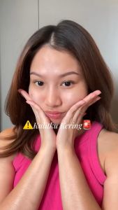 Garnier Sakura Glow Ceramide Water Gel Moisturizer 50ml Twinpack Pelembap tekstur gel cepat meresap untuk mencerahkan dan melembapkan kulit)