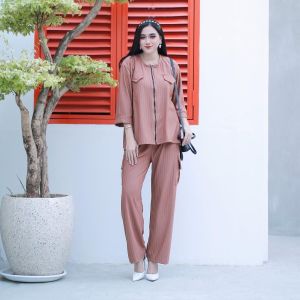 Setelan cargo knit jumbo premium. oneset premium jumbo ld 120