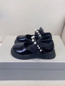 Sepatu Anak Perempuan Docmart Pita Polos Cantik: Sepatu Anak Bayi