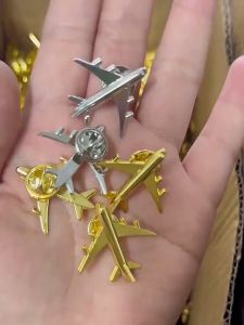 Metal Airplane Brooch Diy Fashion Pin Alloy Badge Vintage Pin Buckle Badge Buckle Jewelry Accessories not included box