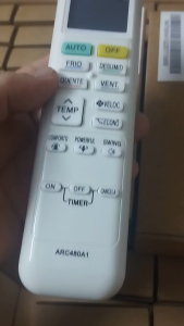 <HÀNG HÃNG >Điều Khiển Điều Hòa DAIKIN Dài  2 chiều R32 FTKQ- Daikin 2 chiều inverter