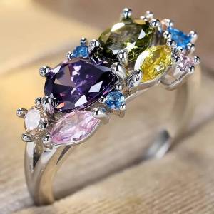 Huitan Elegant Women Ring Inlaid Multiple Colors Shining CZ Charming Party Wedding Accessories Engagement Aesthetic Jewelry Gift