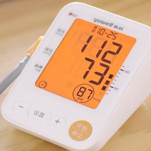 Simple Health เครื่องวัดความดันแขน เครื่องวัดความดันแบบดิจิตอล Yuwell blood pressure monitor จอ LCD แม่นยำสูง ใช้งานง่าย รับประกัน 5 ปี