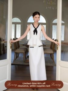 Bộ Áo Măng Sơ Mi Kết Hợp Chân Váy Phong Cách Pháp
