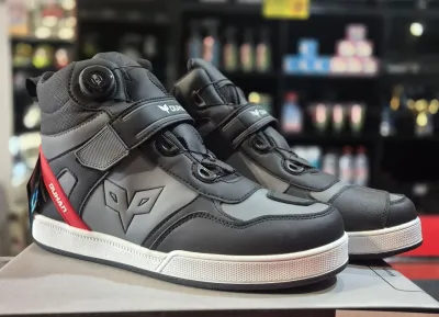 RIDING SHOES/BOOTS DUHAN SNEAKERS WATERPROOF