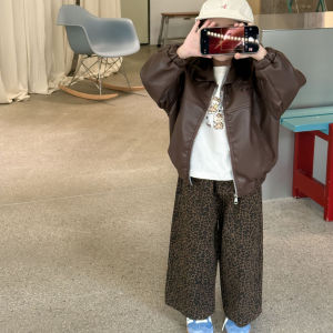 เสื้อแจ็คเก็ตหนังปักลายแมวสุดน่ารักสำหรับเด็กผู้หญิง สีบริสุทธิ์ ฤดูใบไม้ร่วง 2025 เสื้อผ้าเด็กสไตล์เกาหลี แจ็คเก็ตหนังสีบริสุทธิ์