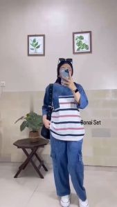Setelan Wanita Dewasa Viral Terbaru Kombinasi Cargo Baju Kaos Garis Stripe Salur Basic Saku Depan