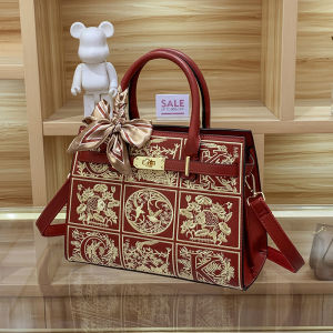 Elegant Embroidered Wedding Handbag for Middle-Aged Women Soft PU Leather Tote Bag with Zipper Closure Floral Pattern Wedding Gift Bag