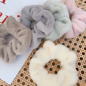 GBS Ikat Rambut Scrunchie Korea Gelang Hairband Kunciran Cepol Jilbab Lingkar Besar Bulu Lembut